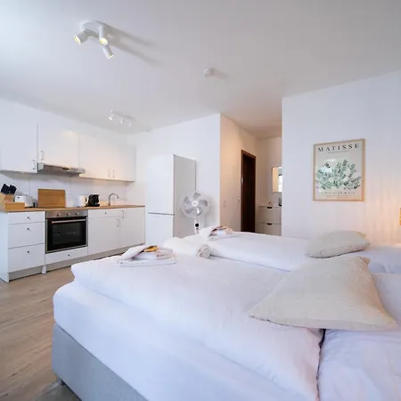 Favorite Stays - Neuss Furth Exterior photo
